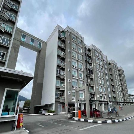 Oyo 91086 Bayu Service Apartment クア エクステリア 写真