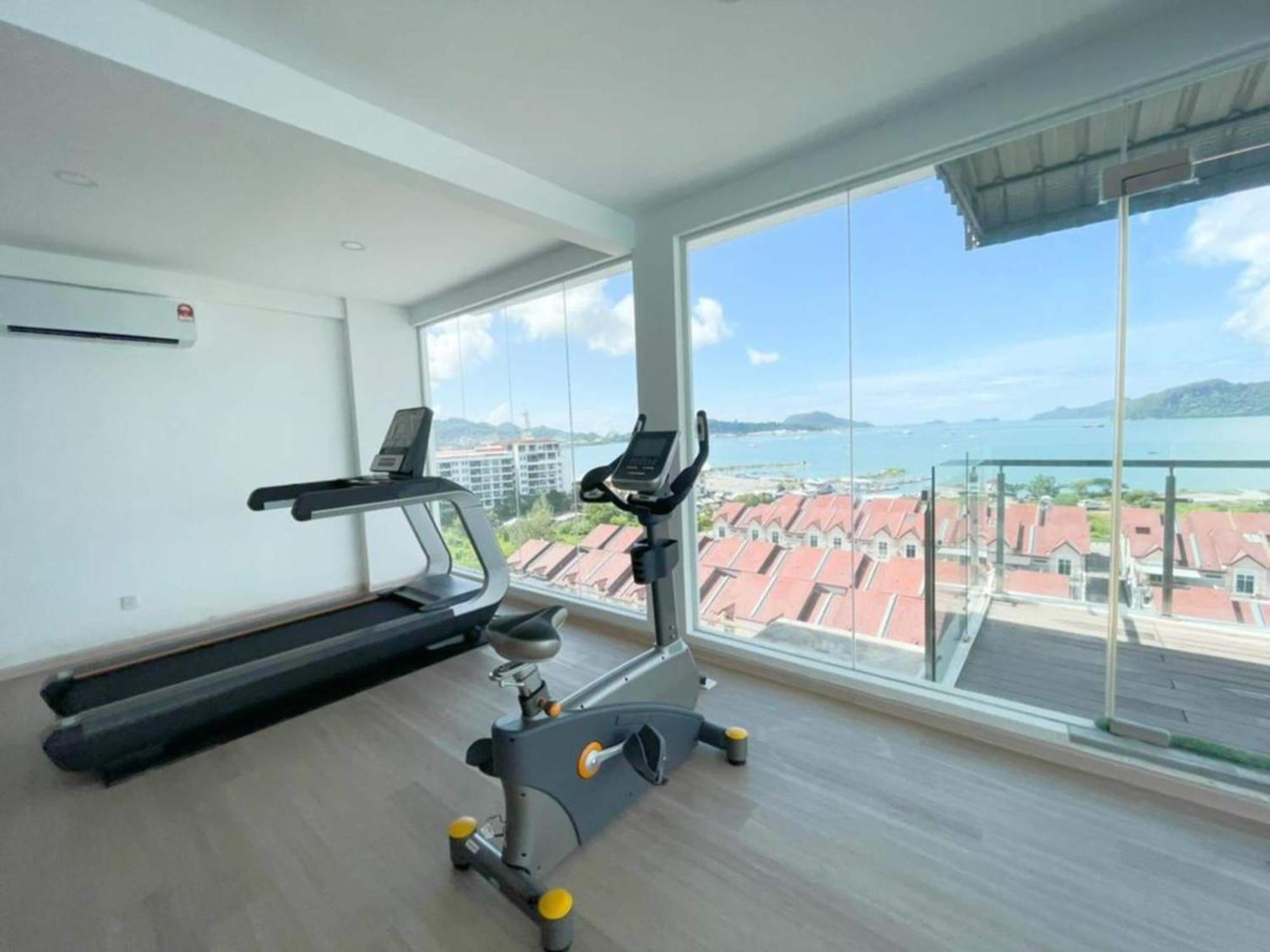 Oyo 91086 Bayu Service Apartment クア エクステリア 写真