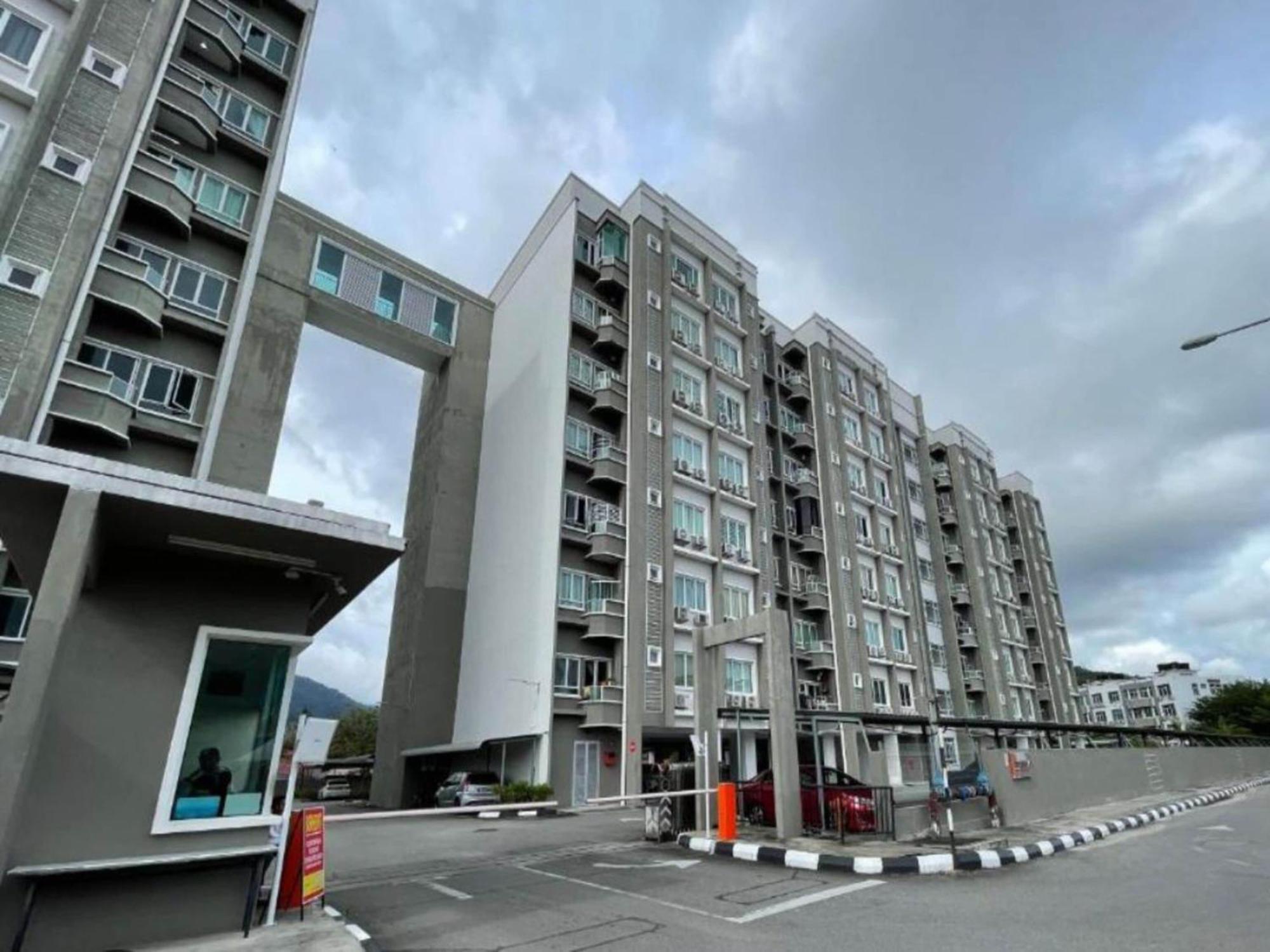 Oyo 91086 Bayu Service Apartment クア エクステリア 写真