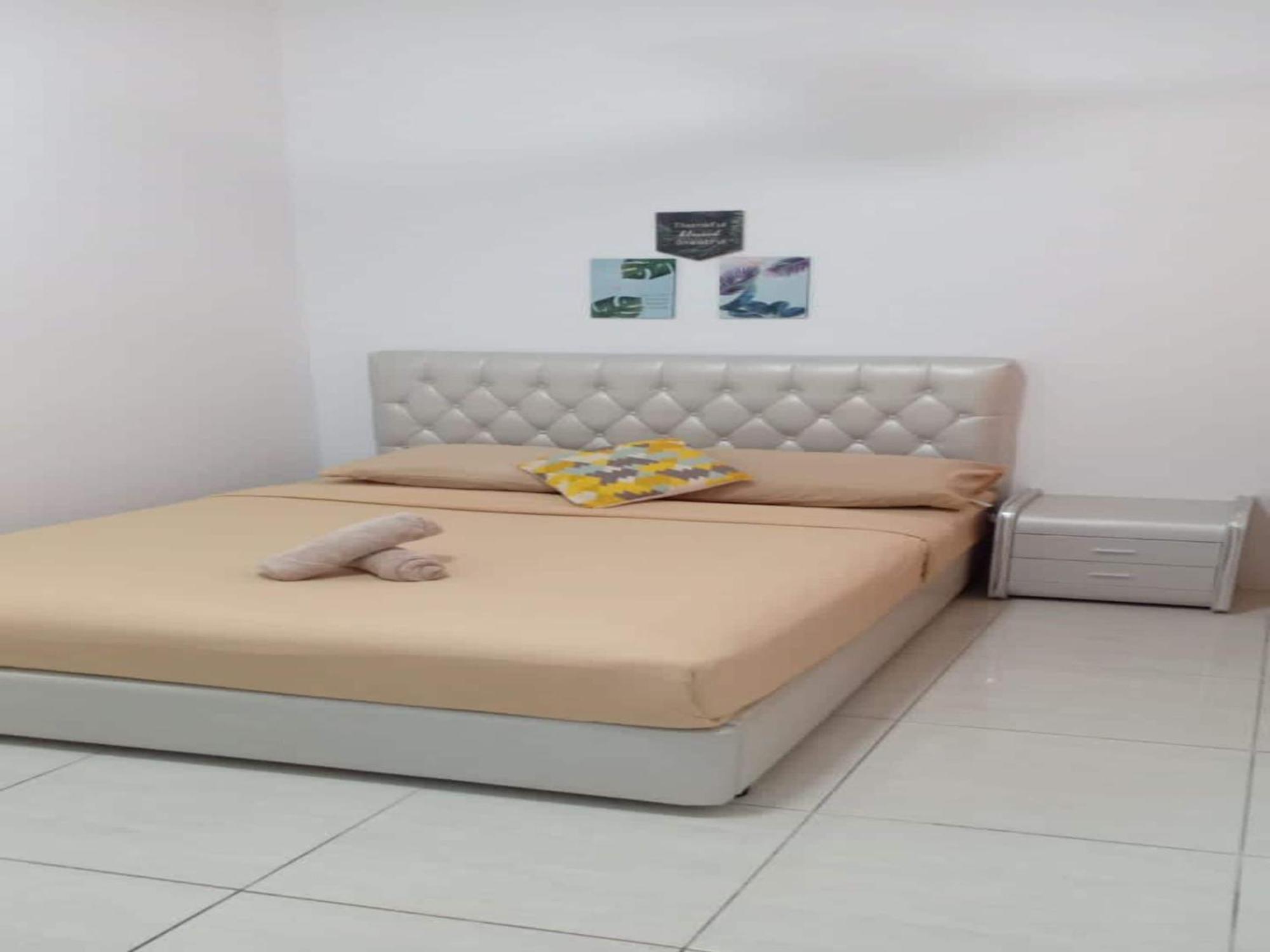 Oyo 91086 Bayu Service Apartment クア エクステリア 写真